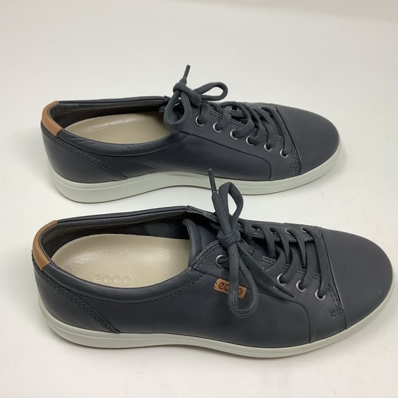Ecco Gray Leather Lace Up Low Sneakers - Picture 1 of 7